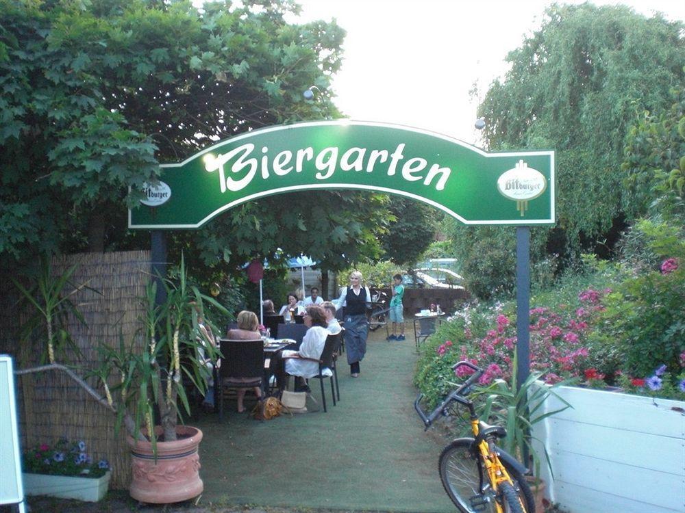 Hotel Bauschheimer Hof Russelsheim Bagian luar foto